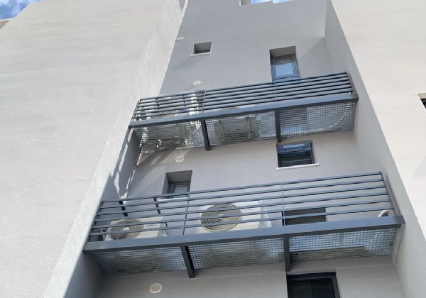 Κατακόρυφη Διάταξη Carrier σε Πολυώροφο Κτίριο